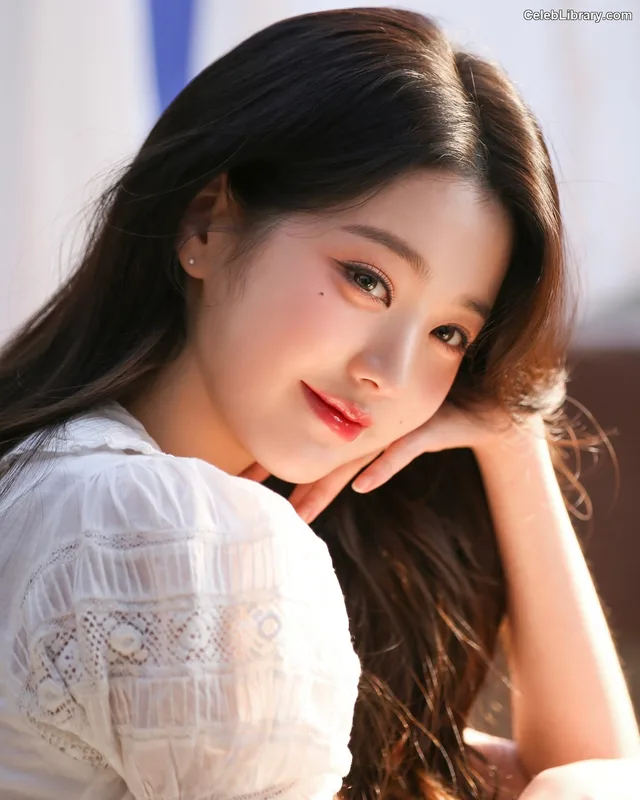 Jang Won-young 장원영 WONYOUNG photo 4 of 5846