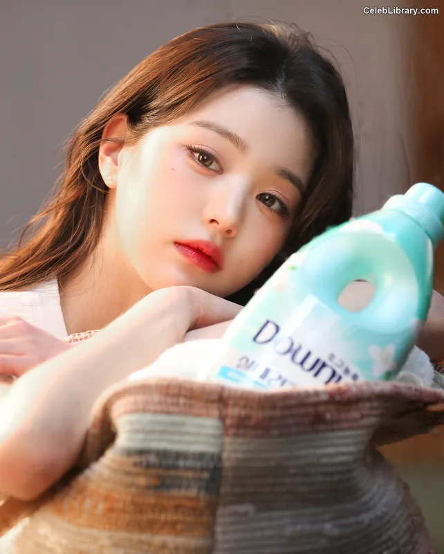 Jang Won-young 장원영 WONYOUNG photo 5 of 5846