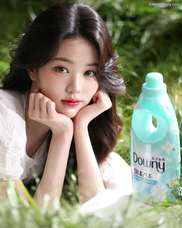 Jang Won-young 장원영 WONYOUNG photo 12 of 5846