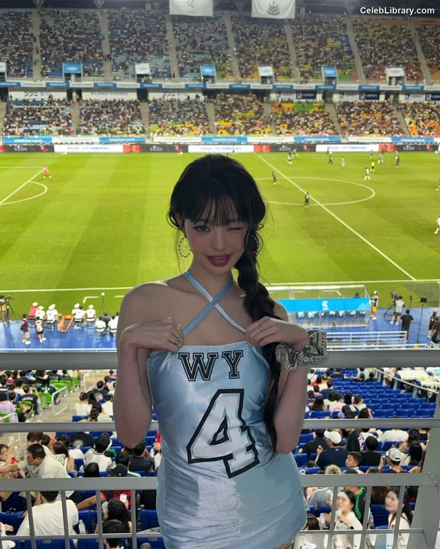 Jang Won-young 장원영 WONYOUNG photo 16 of 5846