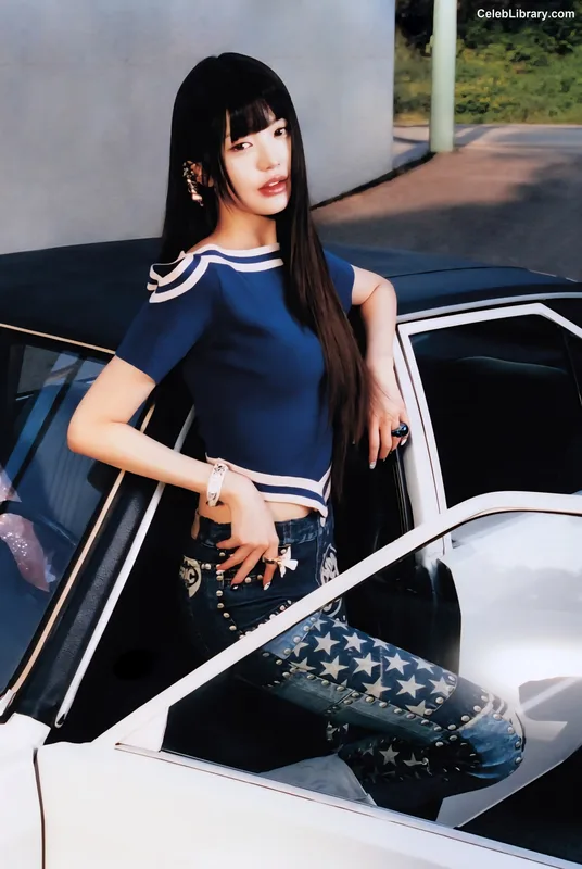 Jang Won-young  장원영 WONYOUNG photo 3 of 5846
