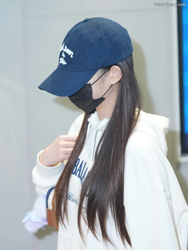 Jang Won-young  장원영 WONYOUNG photo 24 of 5846