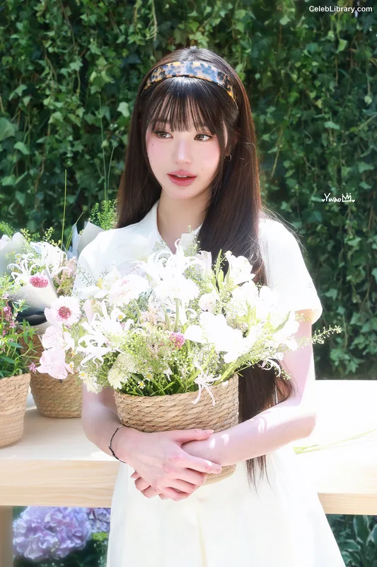 Jang Won-young  장원영 WONYOUNG photo 18 of 5846