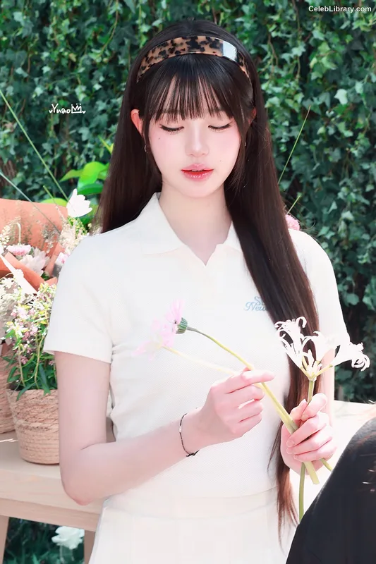Jang Won-young  장원영 WONYOUNG photo 20 of 5846