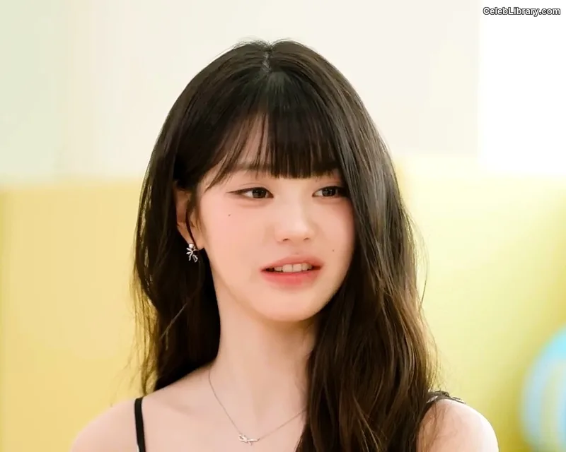 Jang Won-young 장원영 WONYOUNG photo 24 of 5846