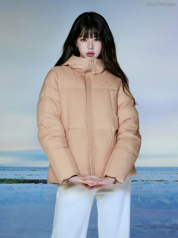 Jang Won-young 장원영 WONYOUNG photo 4 of 5846