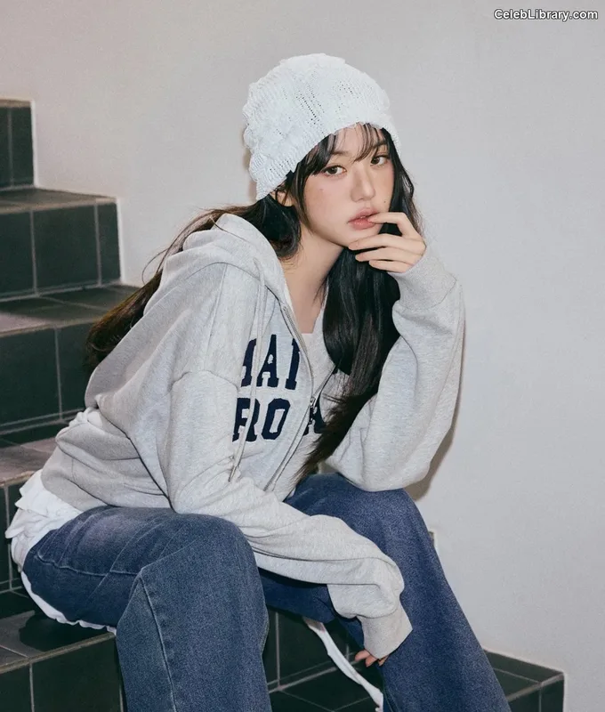 Jang Won-young 장원영 WONYOUNG photo 13 of 5846