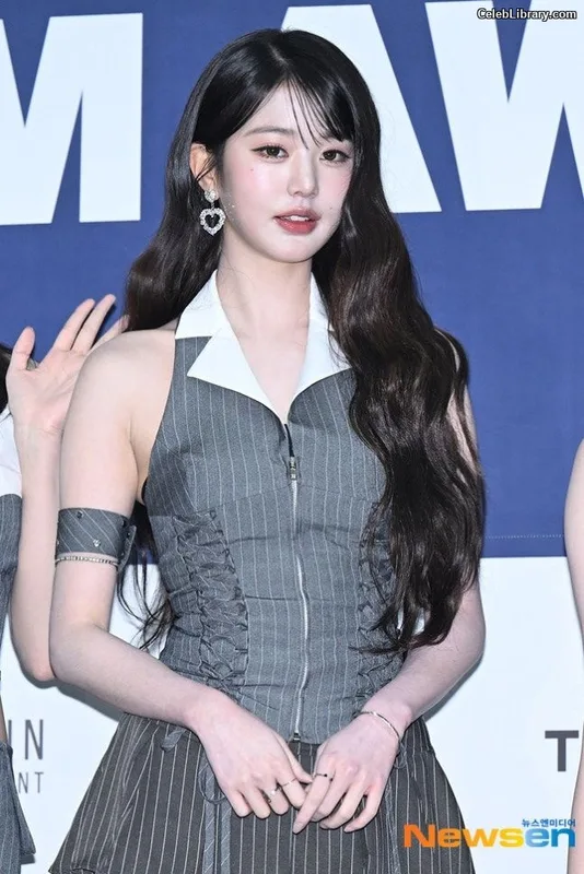 Jang Won-young 장원영 WONYOUNG photo 17 of 5846
