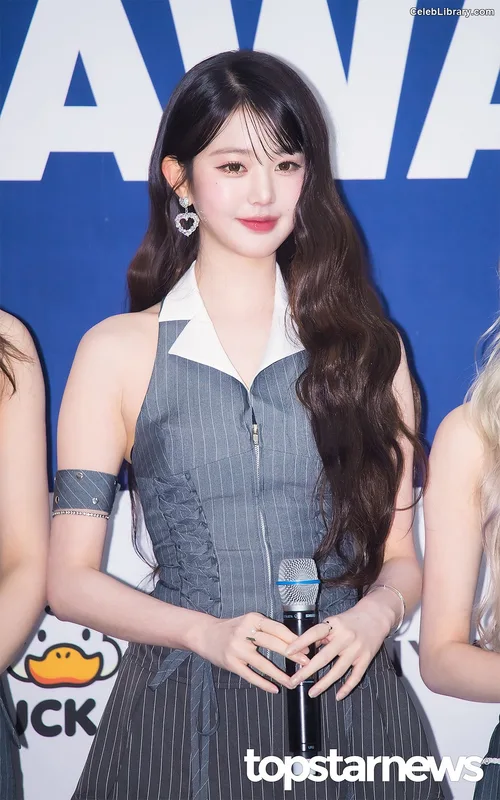 Jang Won-young 장원영 WONYOUNG photo 23 of 5846