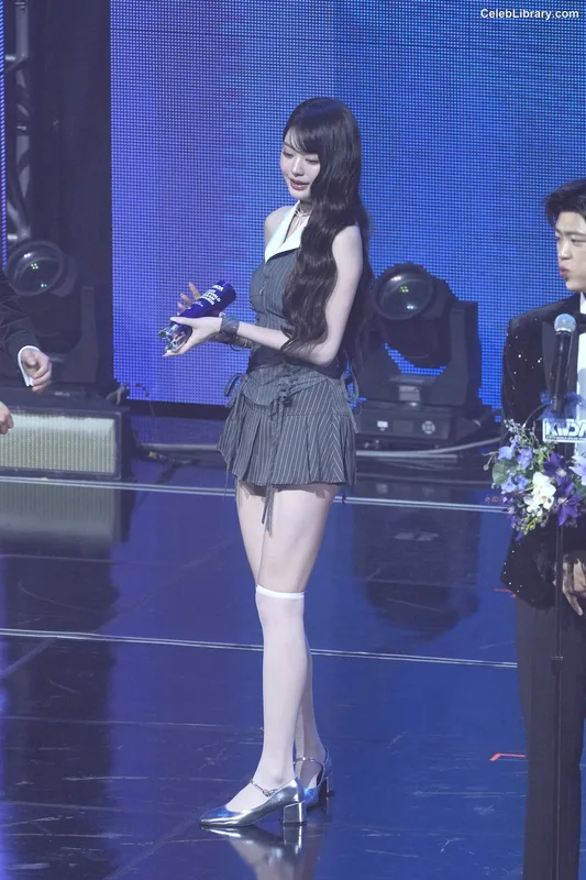 Jang Won-young 장원영 WONYOUNG photo 16 of 5846