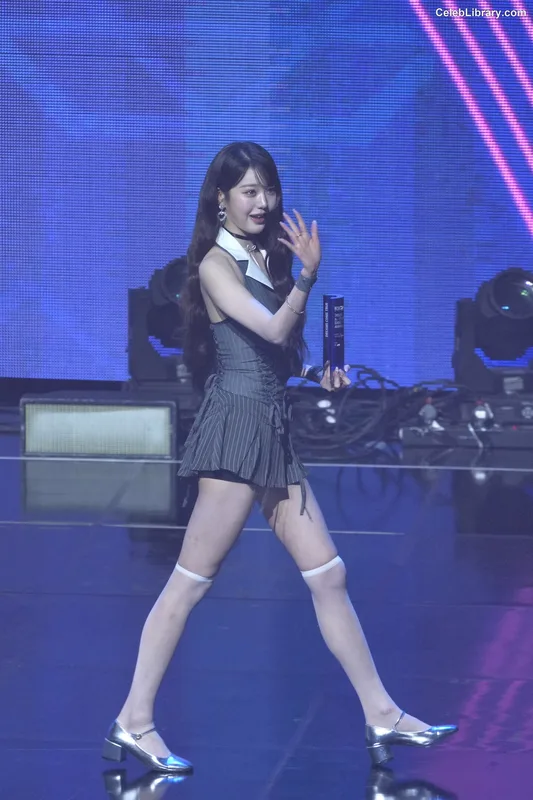 Jang Won-young 장원영 WONYOUNG photo 18 of 5846