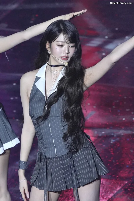 Jang Won-young  장원영 WONYOUNG photo 7 of 5846