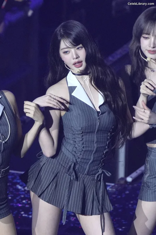 Jang Won-young  장원영 WONYOUNG photo 9 of 5846