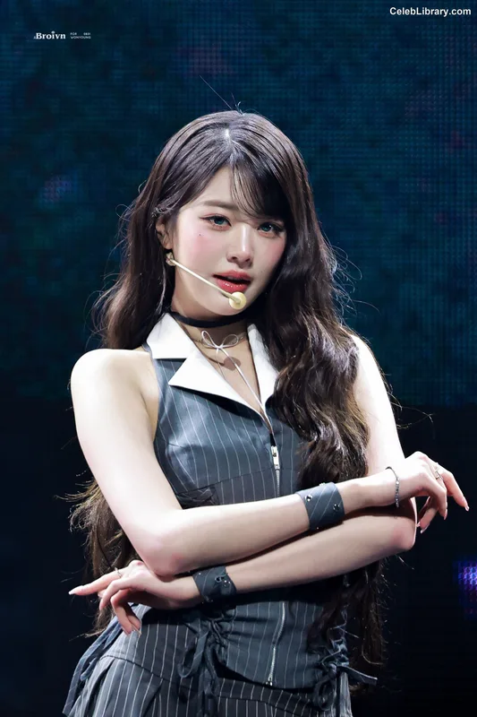 Jang Won-young  장원영 WONYOUNG photo 19 of 5846