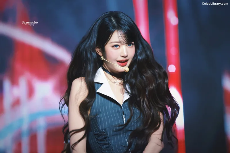 Jang Won-young  장원영 WONYOUNG photo 4 of 5846