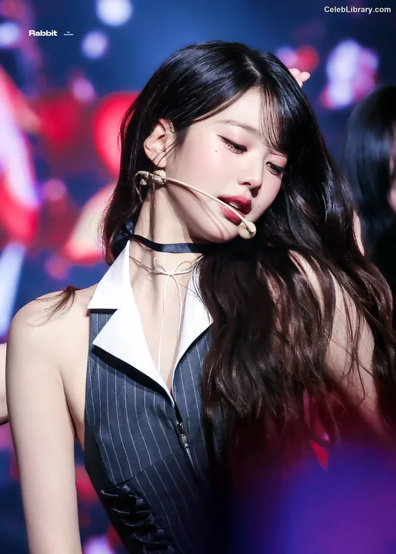 Jang Won-young  장원영 WONYOUNG photo 5 of 5846