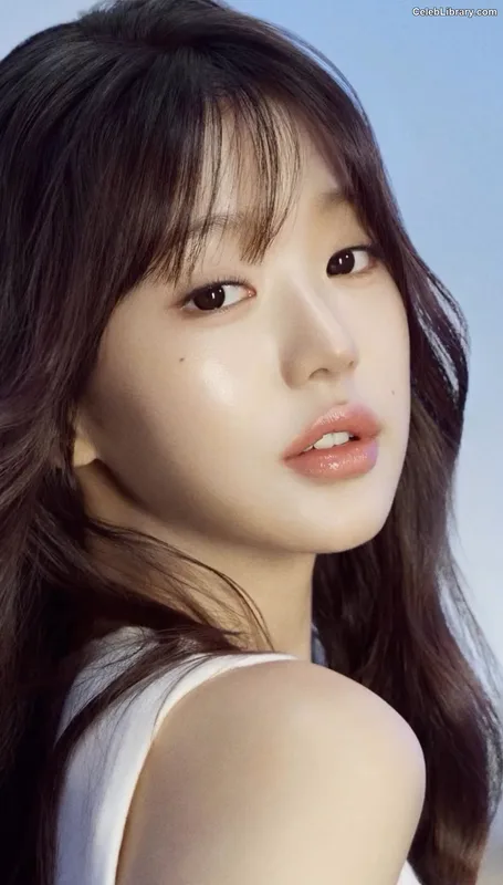 Jang Won-young  장원영 WONYOUNG photo 5 of 5846