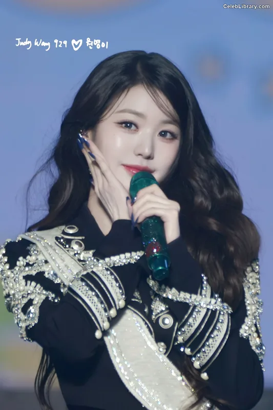 Jang Won-young  장원영 WONYOUNG photo 17 of 5846