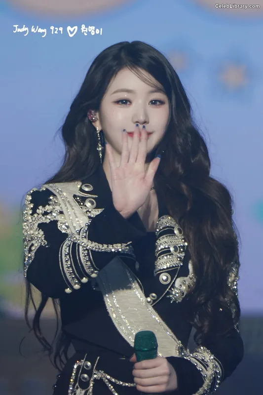 Jang Won-young  장원영 WONYOUNG photo 18 of 5846