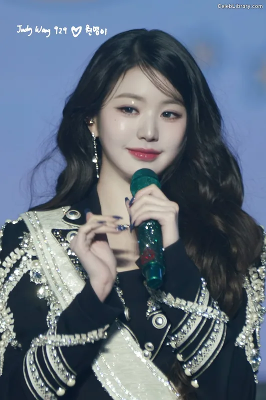 Jang Won-young  장원영 WONYOUNG photo 19 of 5846