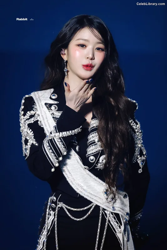 Jang Won-young  장원영 WONYOUNG photo 5 of 5846
