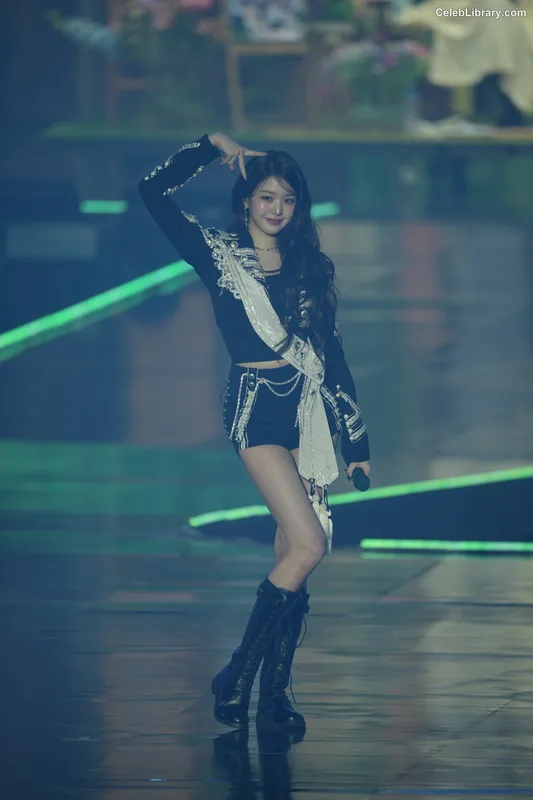 Jang Won-young 장원영 WONYOUNG photo 7 of 5846