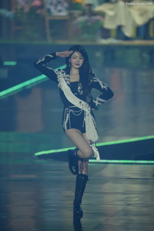 Jang Won-young 장원영 WONYOUNG photo 9 of 5846