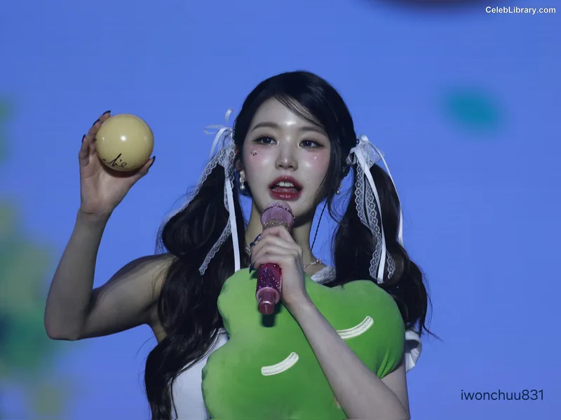 Jang Won-young 장원영 WONYOUNG photo 24 of 5846