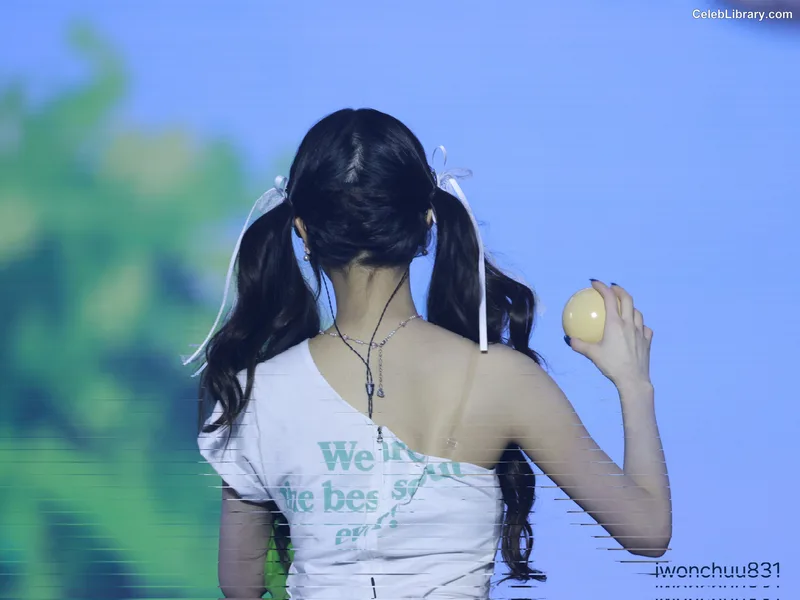 Jang Won-young 장원영 WONYOUNG photo 1 of 5846