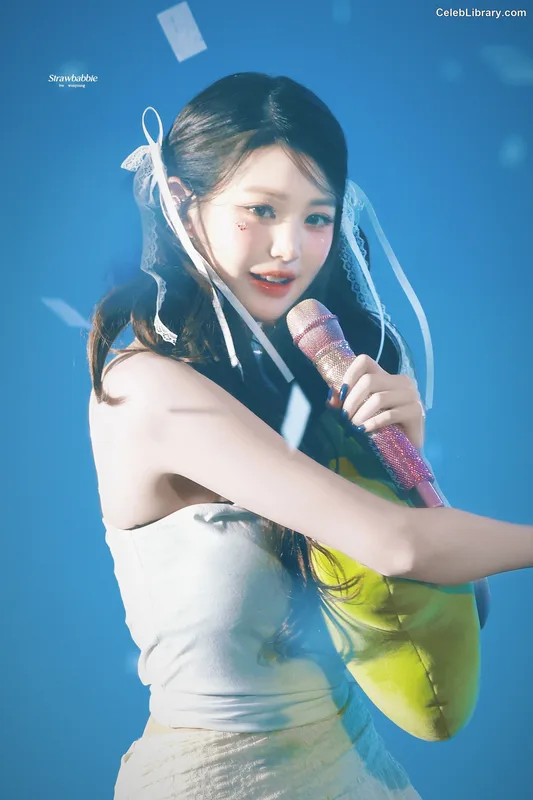 Jang Won-young 장원영 WONYOUNG photo 13 of 5846