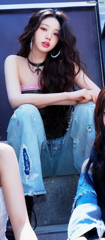 Jang Won-young 장원영 WONYOUNG photo 21 of 5846