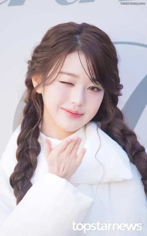 Jang Won-young 장원영 WONYOUNG photo 8 of 5846