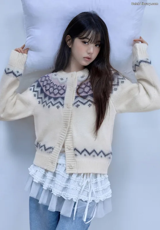 Jang Won-young  장원영 WONYOUNG photo 13 of 5846
