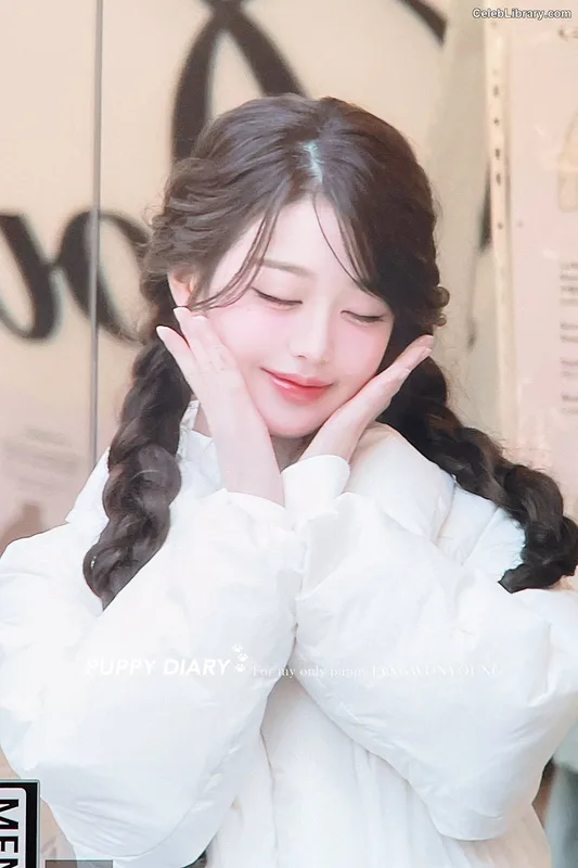 Jang Won-young  장원영 WONYOUNG photo 18 of 5846