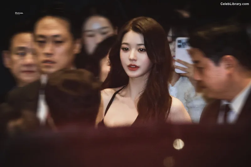 Jang Won-young  장원영 WONYOUNG photo 14 of 5846