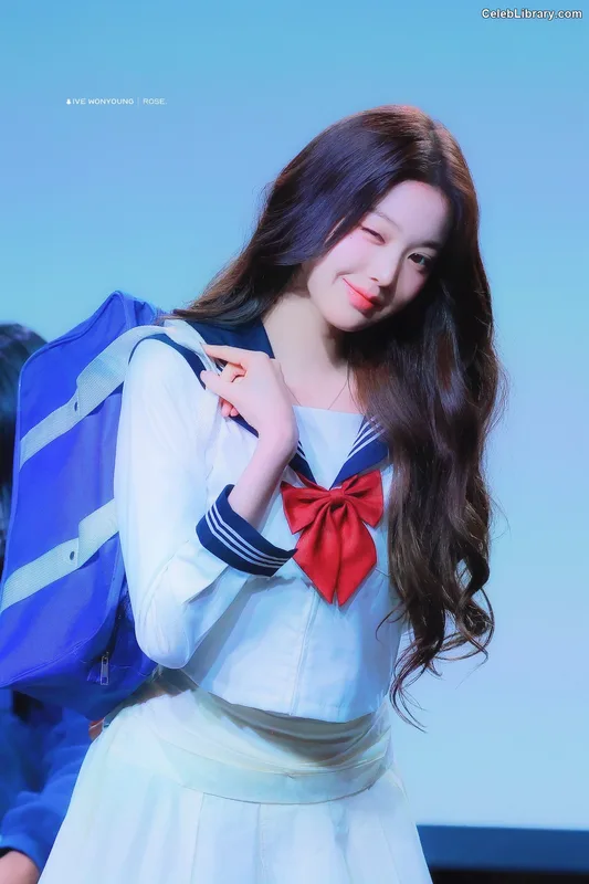Jang Won-young 장원영 WONYOUNG photo 4 of 5846
