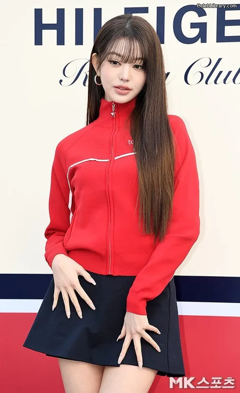 Jang Won-young 장원영 WONYOUNG photo 9 of 5846