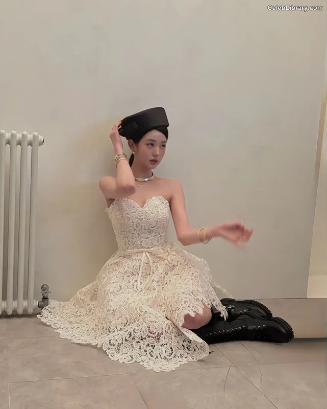 Jang Won-young 장원영 WONYOUNG photo 17 of 5846