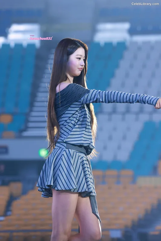Jang Won-young 장원영 WONYOUNG photo 11 of 5846