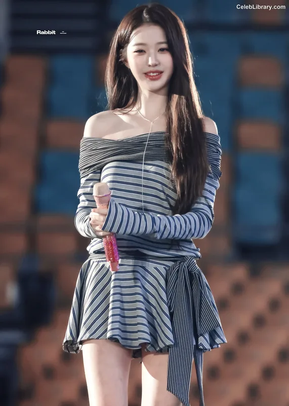 Jang Won-young 장원영 WONYOUNG photo 6 of 5846