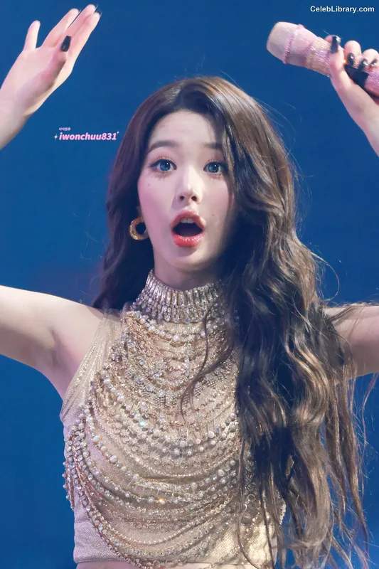 Jang Won-young 장원영 WONYOUNG photo 10 of 5846