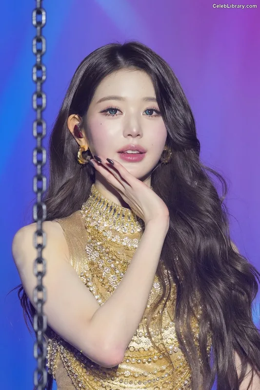 Jang Won-young 장원영 WONYOUNG photo 13 of 5846