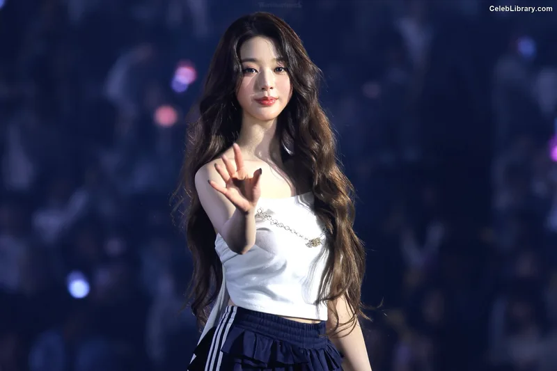 Jang Won-young 장원영 WONYOUNG photo 21 of 5846