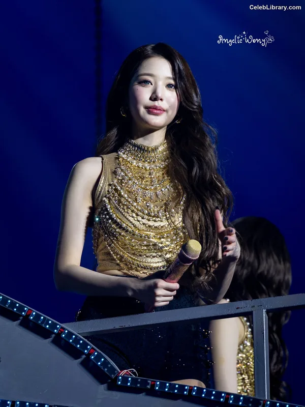 Jang Won-young 장원영 WONYOUNG photo 12 of 5846