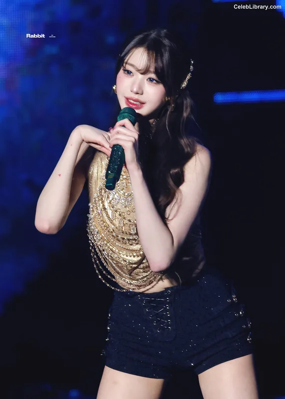 Jang Won-young  장원영 WONYOUNG photo 15 of 5846