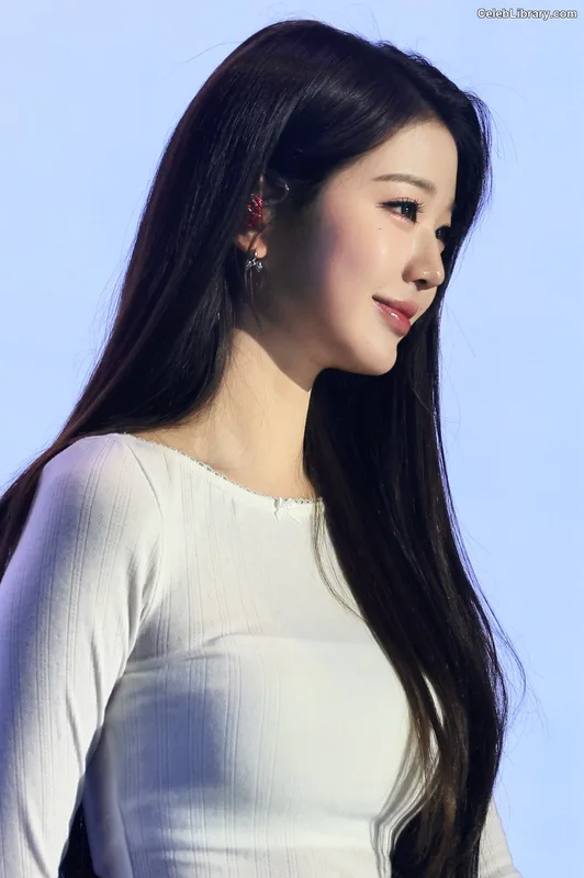 Jang Won-young  장원영 WONYOUNG photo 16 of 5846