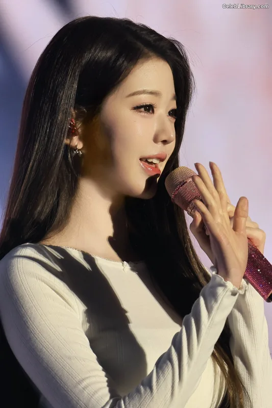 Jang Won-young  장원영 WONYOUNG photo 7 of 5846