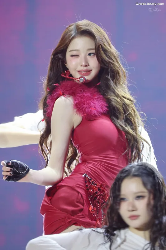 Jang Won-young  장원영 WONYOUNG photo 12 of 5846