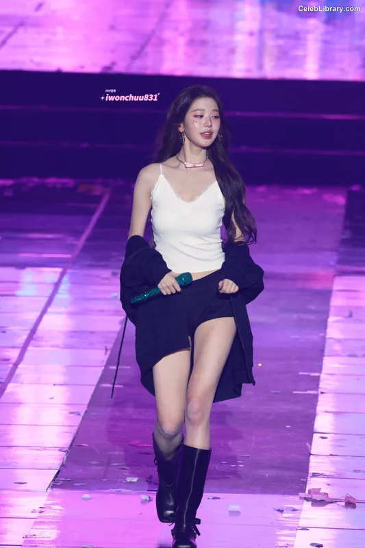 Jang Won-young  장원영 WONYOUNG photo 16 of 5846