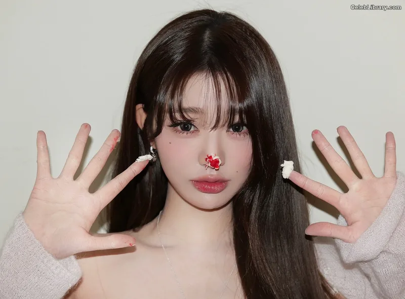 Jang Won-young  장원영 WONYOUNG photo 15 of 5846